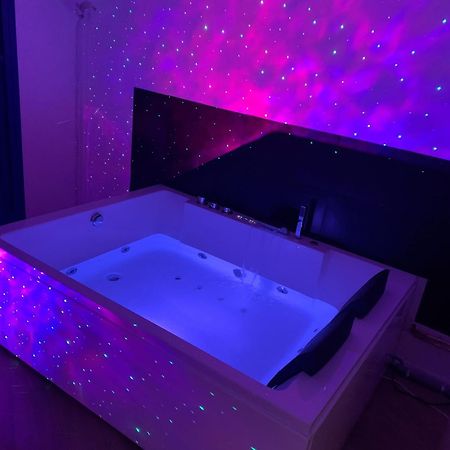 Paris La Defense - Santorin Apartment With Jacuzzi Courbevoie Exterior foto