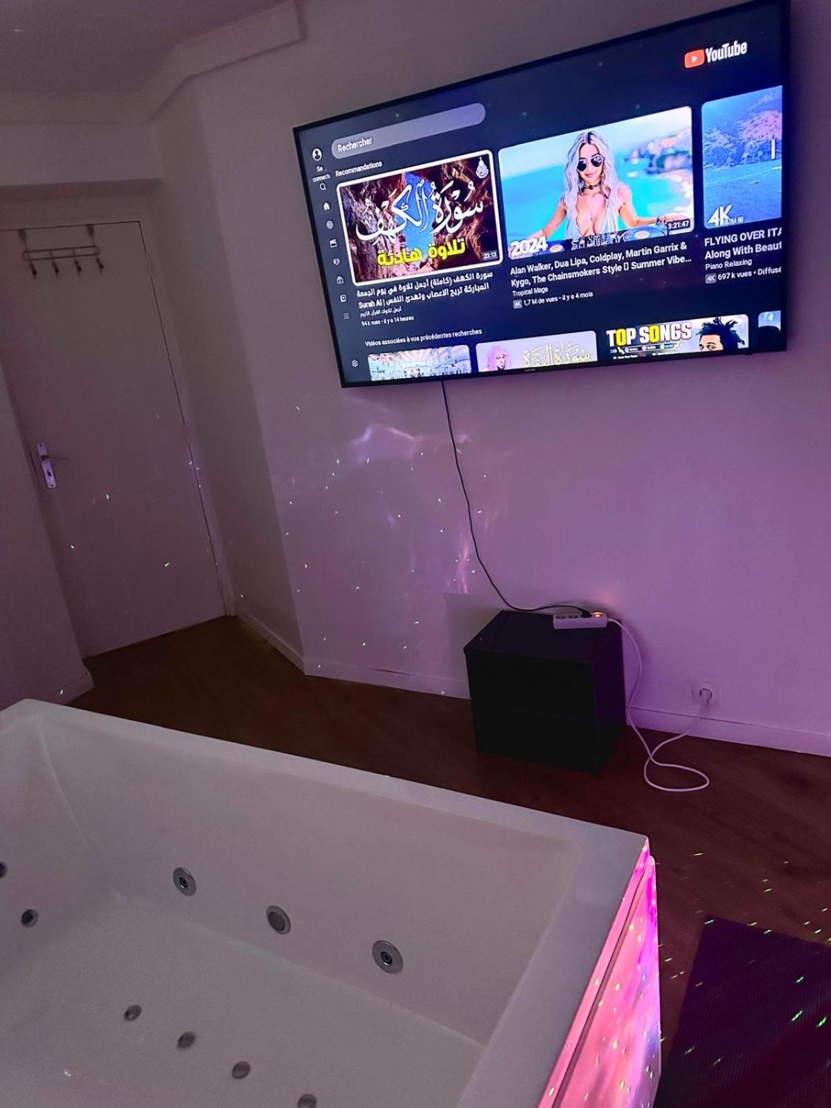 Paris La Defense - Santorin Apartment With Jacuzzi Courbevoie Exterior foto
